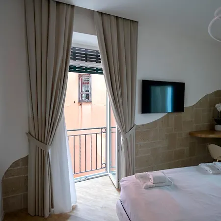 Diamonds And 3* Pozzuoli